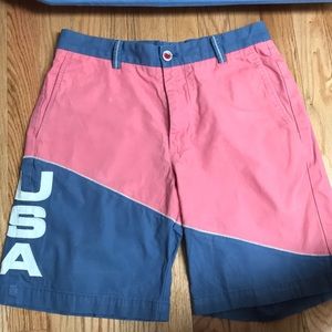 Vineyard vines USA shorts